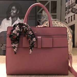 CUTE NINE WEST Bow Crossbody handbag